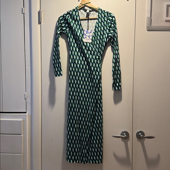 Diane Von Furstenberg for Target Teal and Black Geometric Wrap Dress - Picture 6 of 7